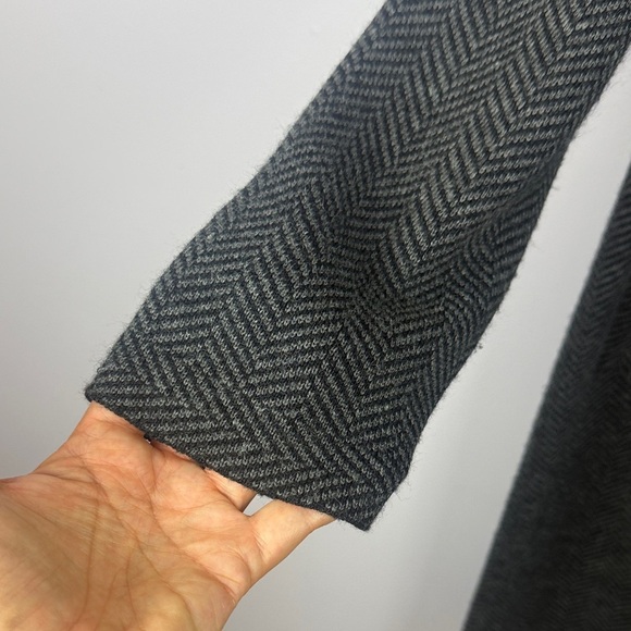 Deane & White Merino Wool Blend Gray Herringbone Long Cardigan Size Large - Picture 5 of 12